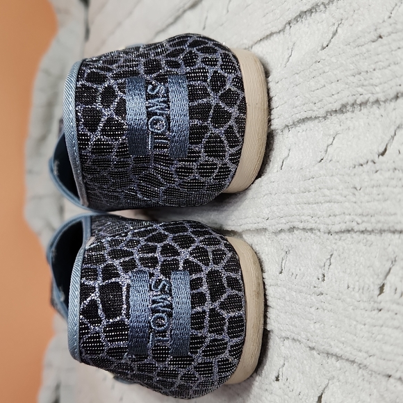 5/$25🌴Toms Black Snake w/Silver Glitter Light Blue 8.5W Casual - Picture 5 of 8